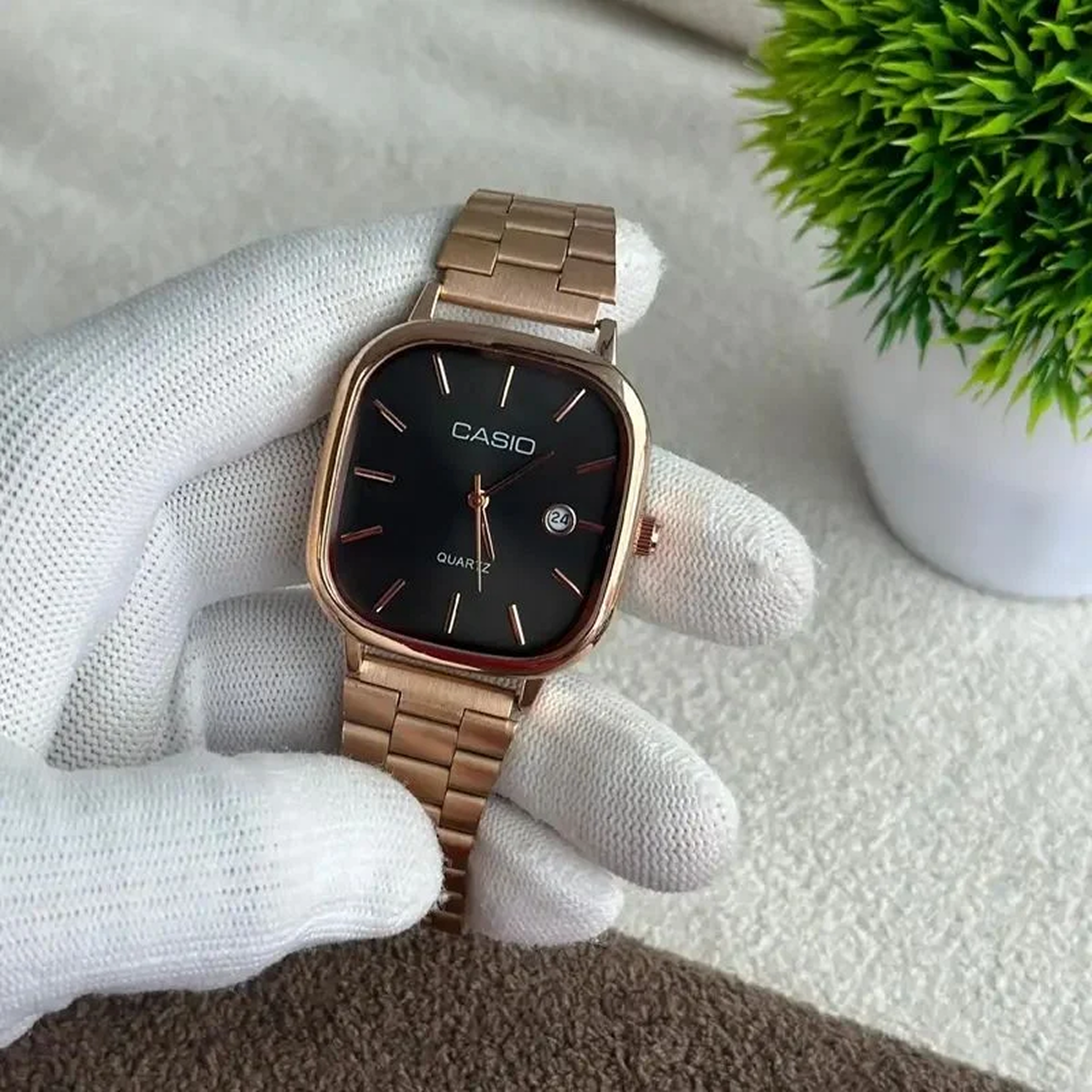 Cassiio Quartz Black Dial Rose Gold Watch – Sleek Modern Classic ChronoMist