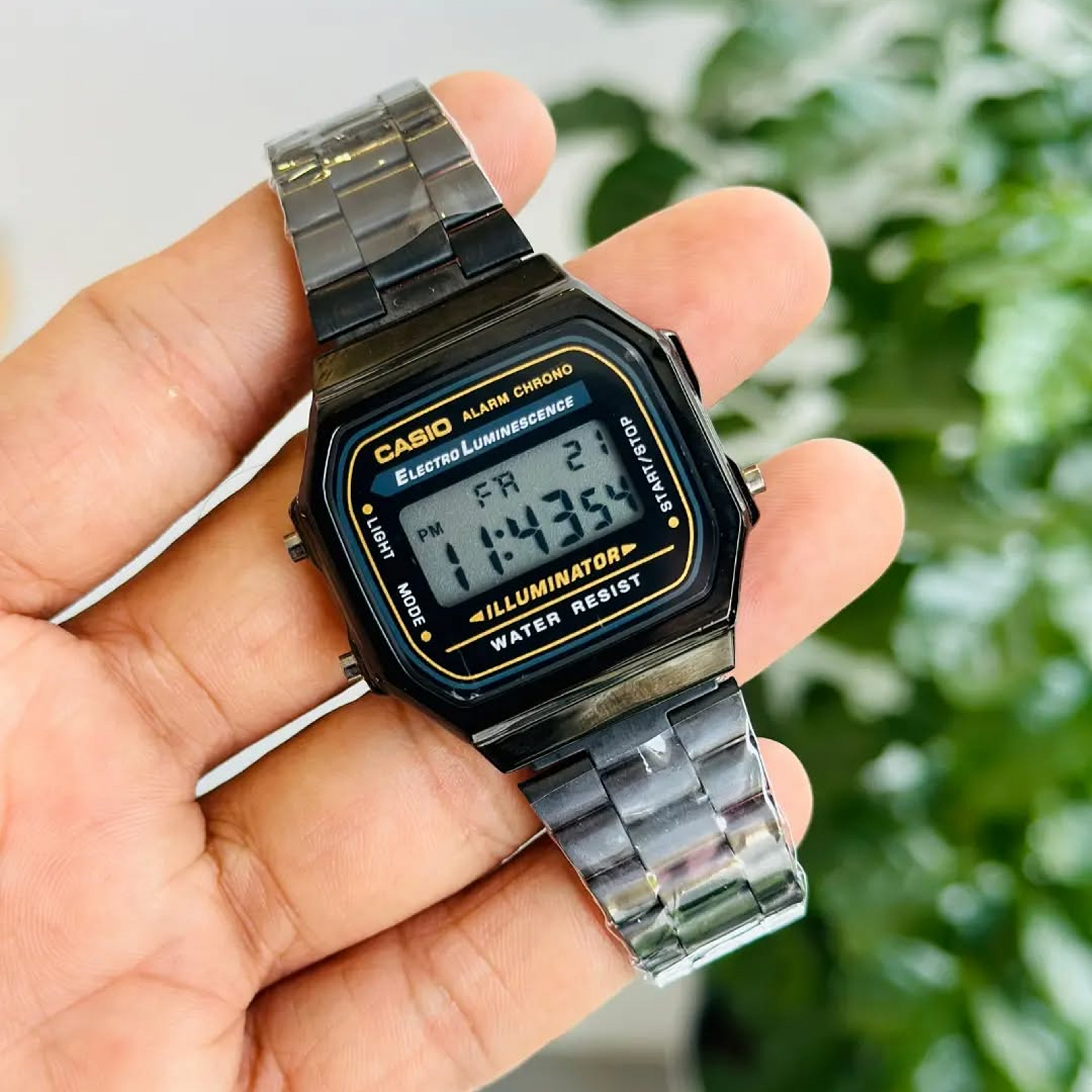 Cassiio Black Digital Watch – Illuminator, Alarm, Chronograph, Water Resistant ChronoMist