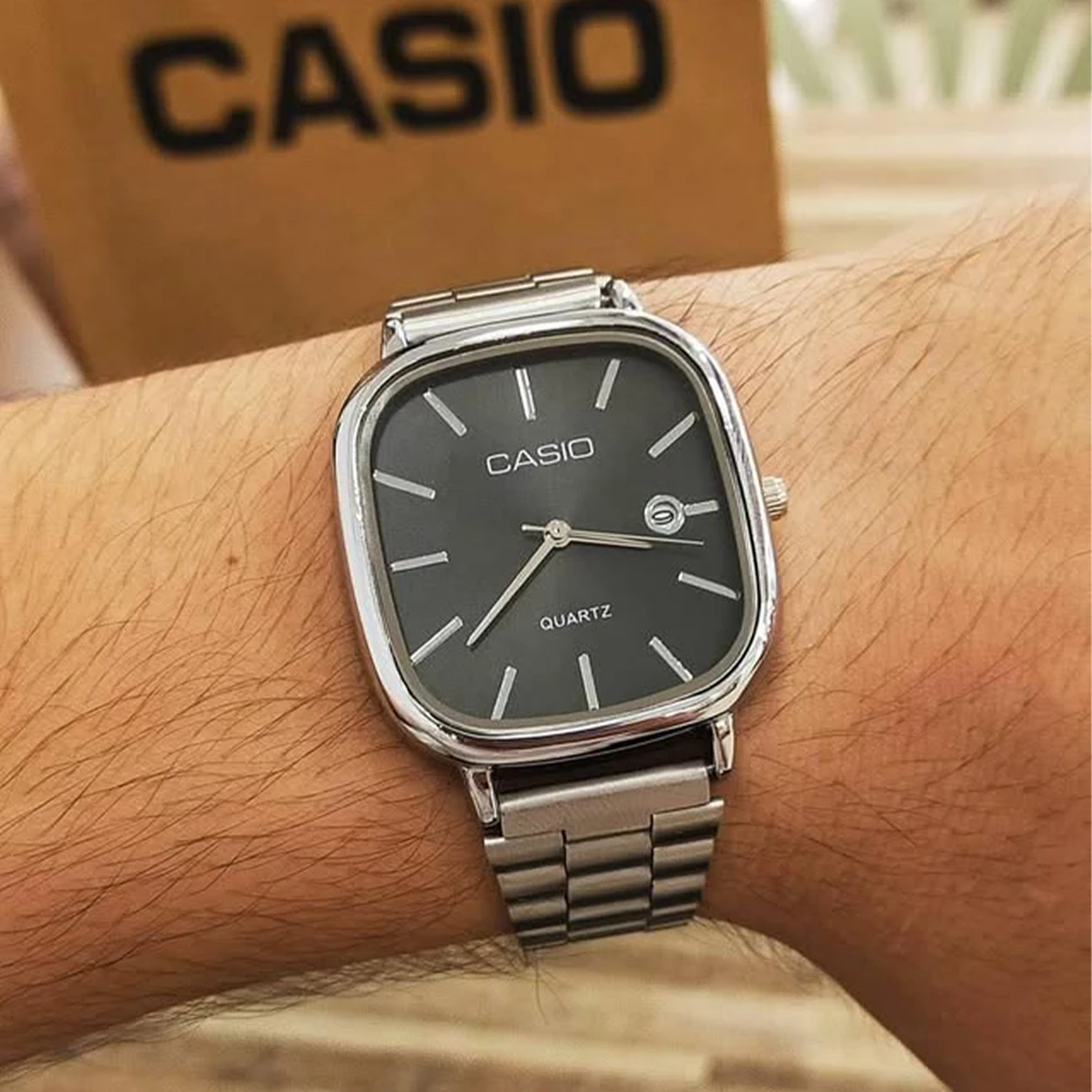 Cassio Quartz Watch Vintage Black Silver ChronoMist