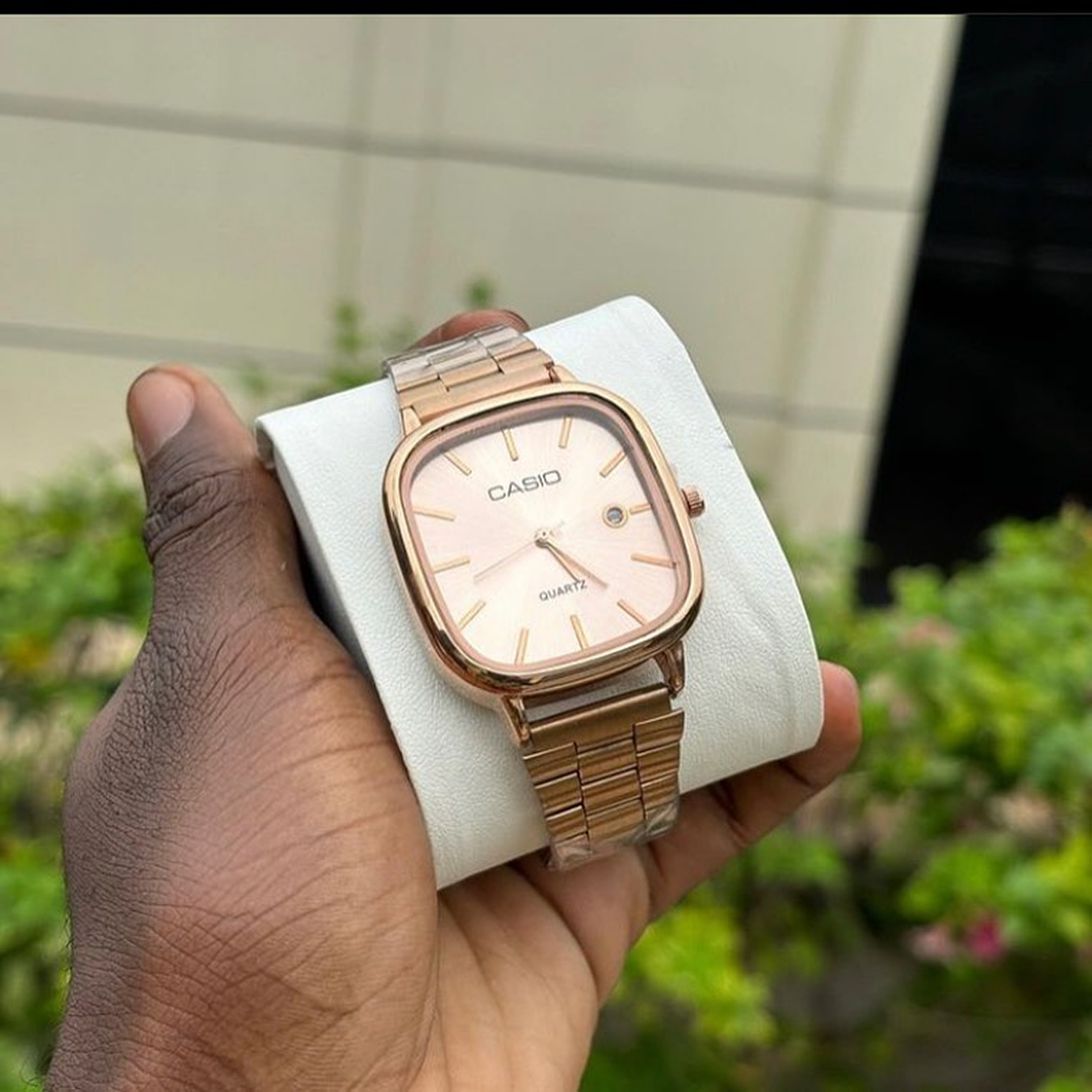 Cassiio Quartz Rose Gold Dial Square Watch – Classic Analog Design ChronoMist