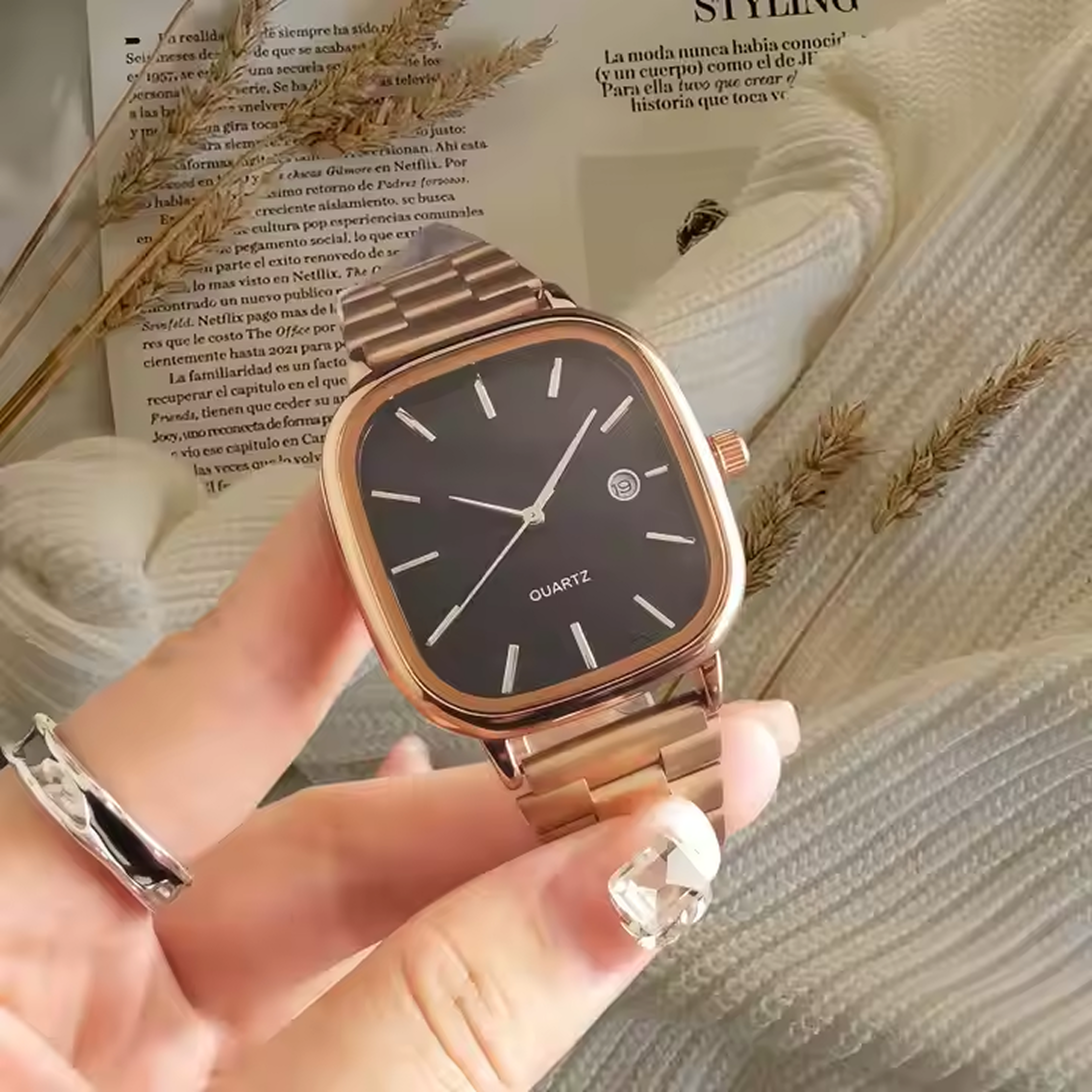 Cassiio Quartz Black Dial Rose Gold Watch – Sleek Modern Classic ChronoMist