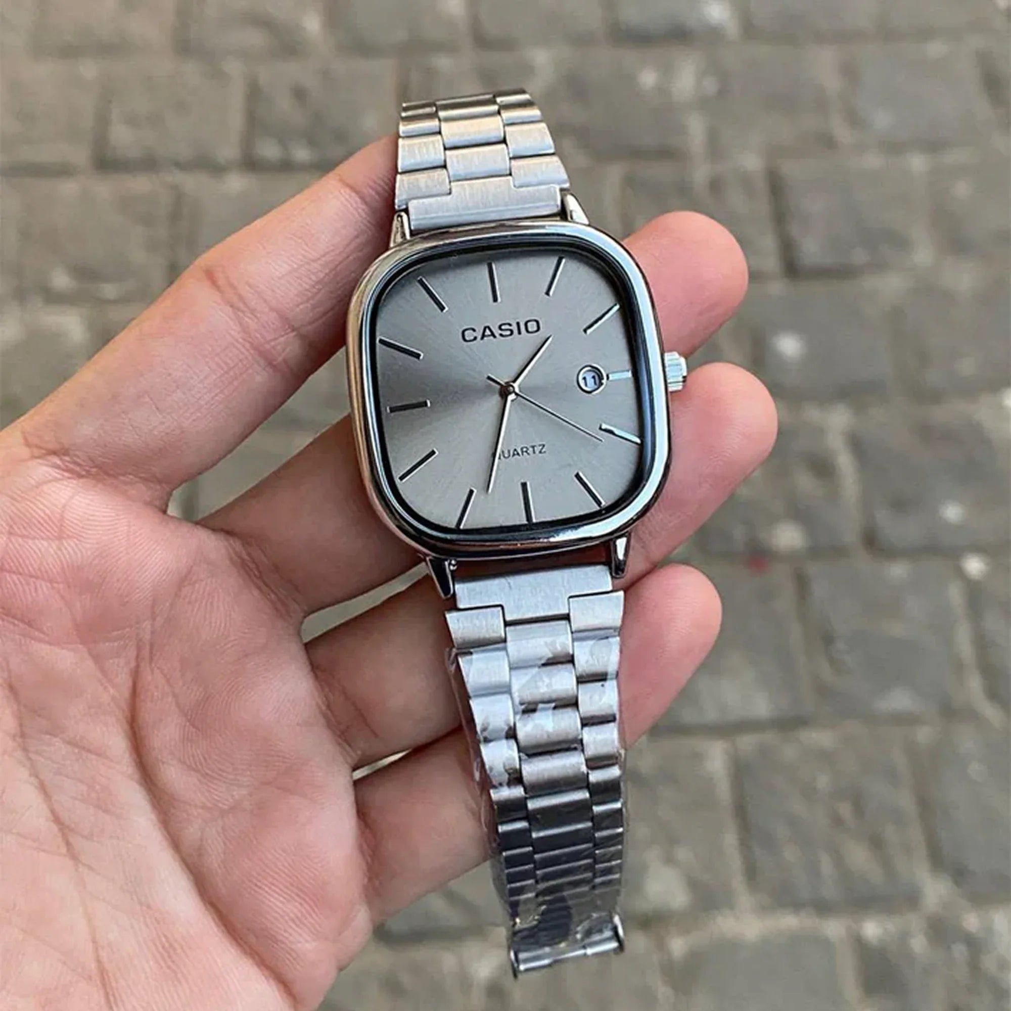 Cassio Quartz Watch Vintage Pearl Silver ChronoMist