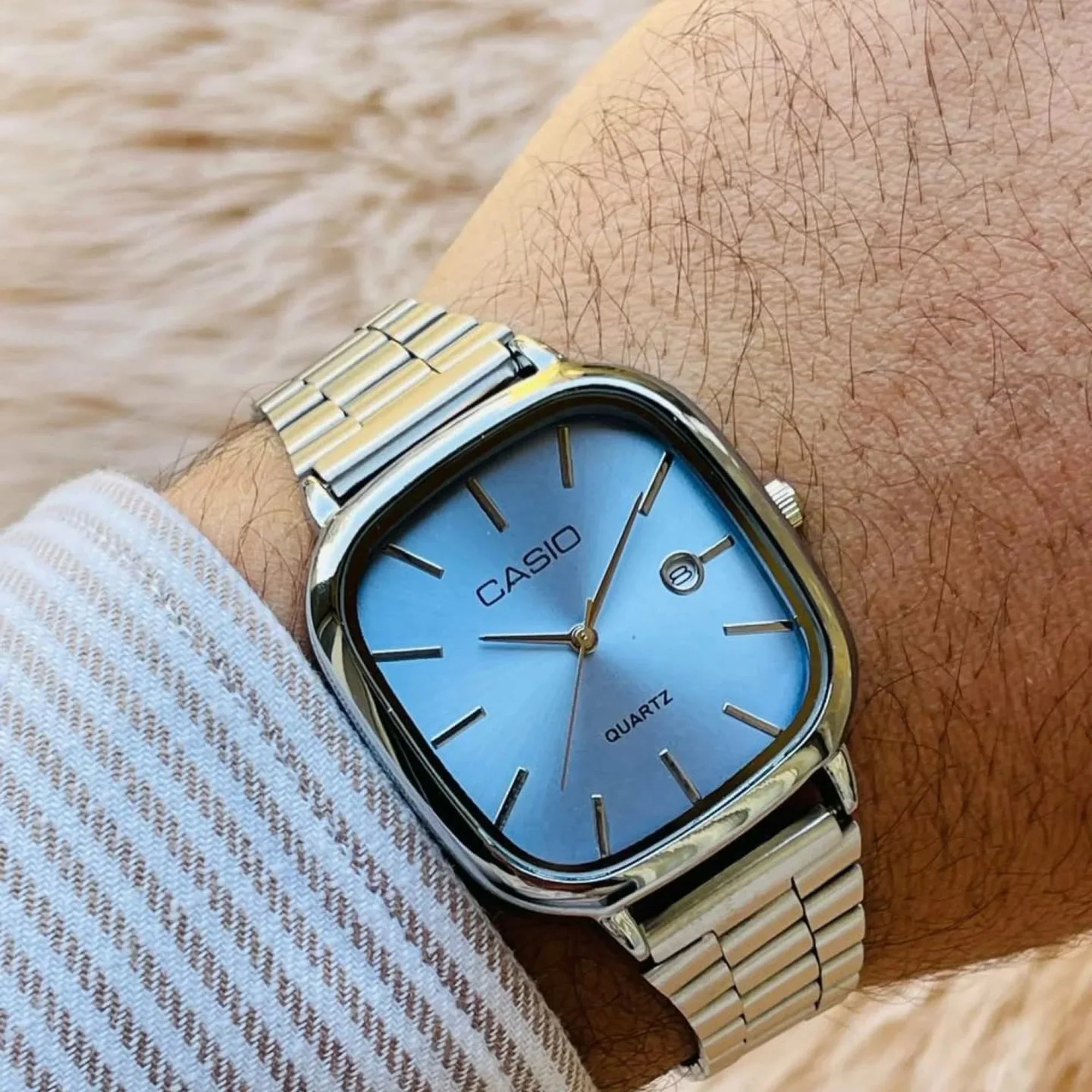 Cassio Quartz Watch Vintage Blue Silver ChronoMist
