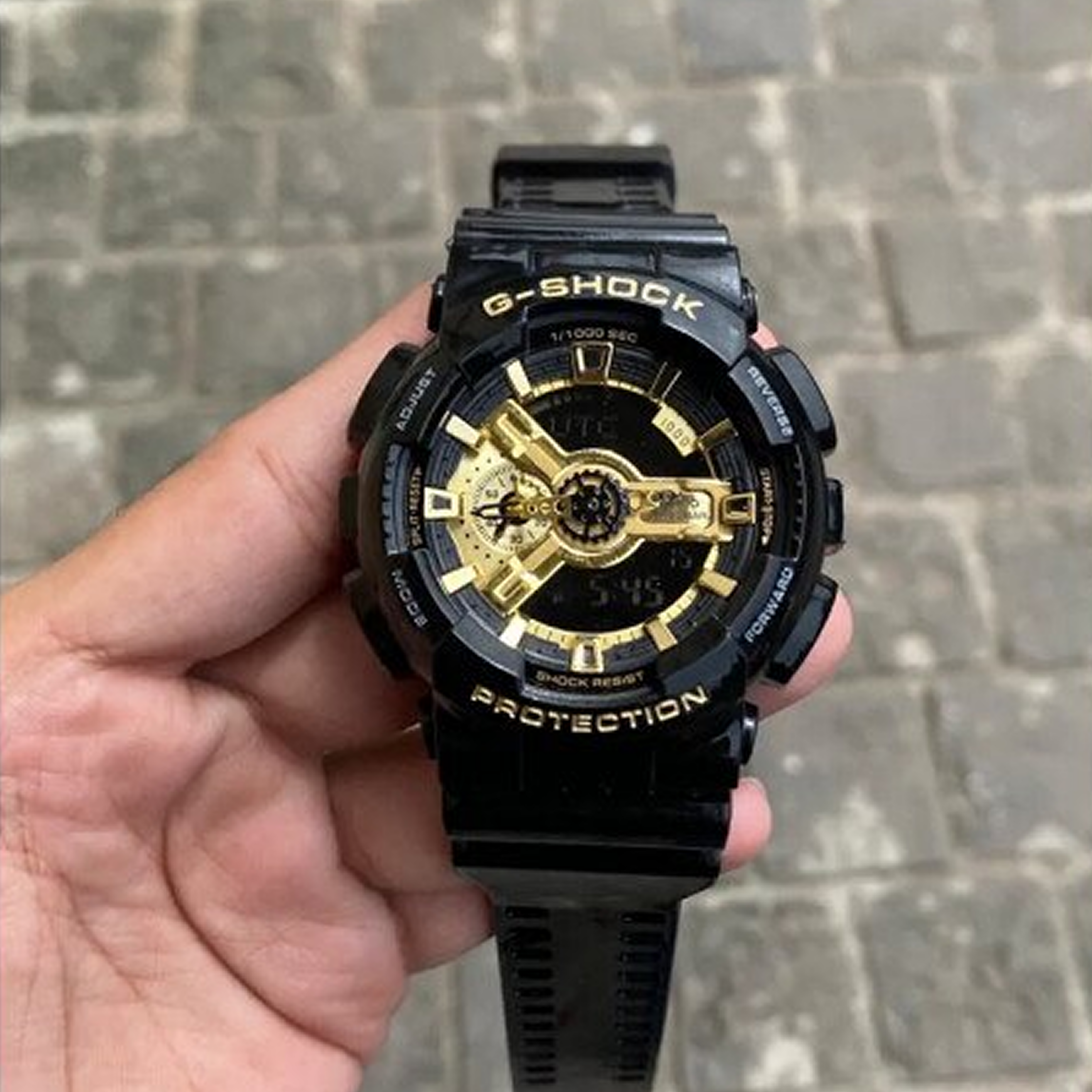 Cassiio G-SHHOOCK Black & Gold Analog-Digital Watch ChronoMist