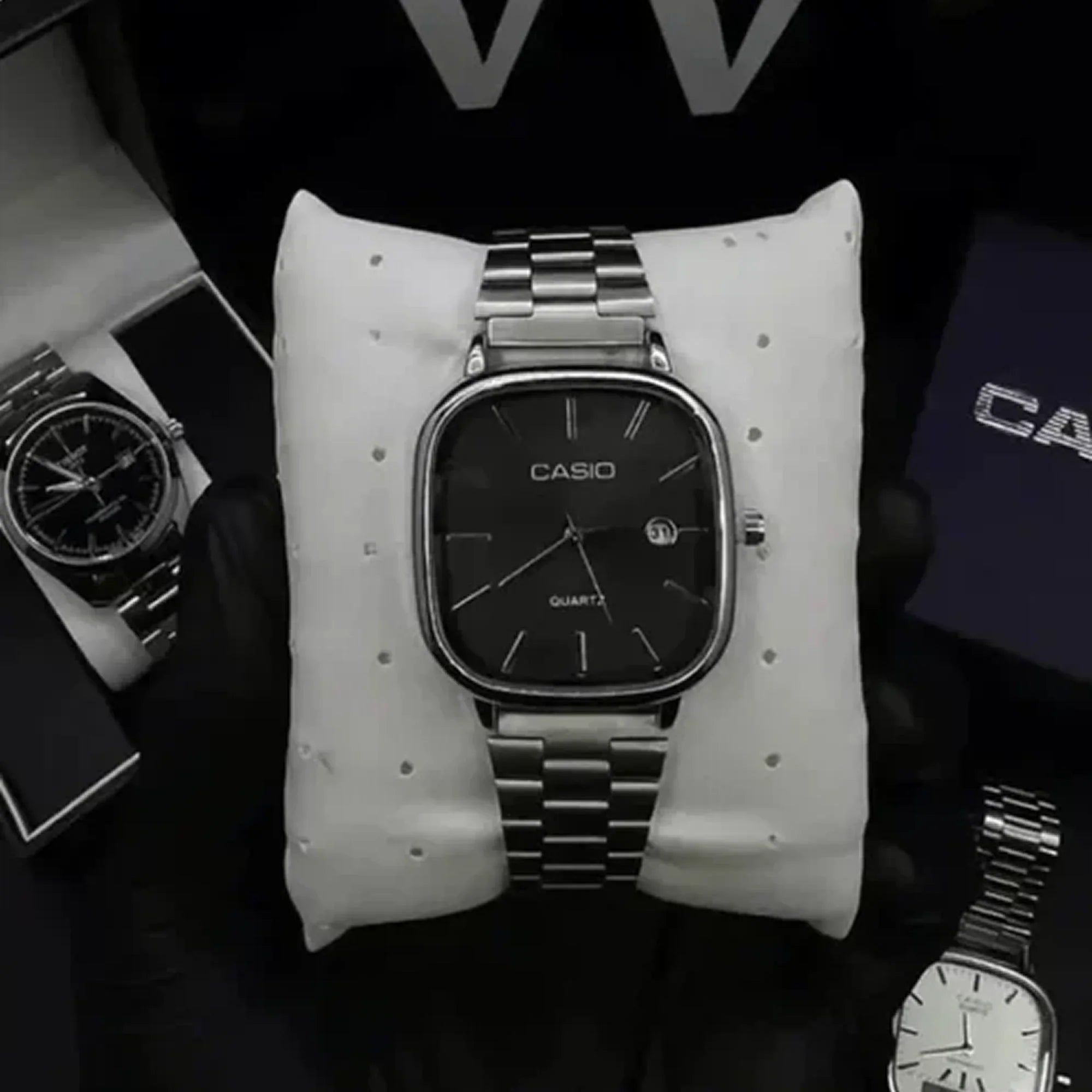 Cassio Quartz Watch Vintage Black Silver ChronoMist