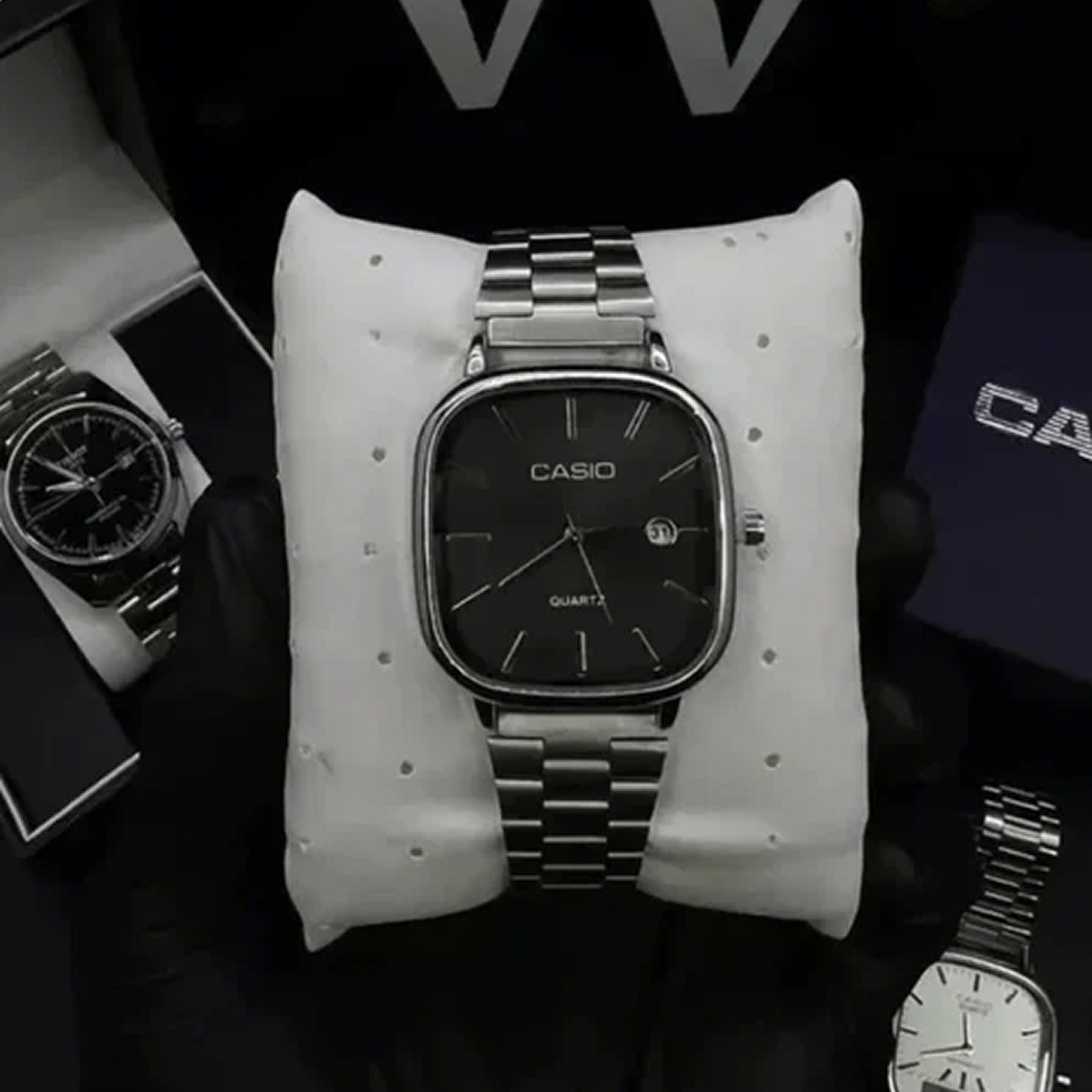 Cassio Quartz Watch Vintage Black Silver ChronoMist